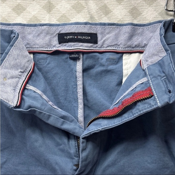 Tommy Hilfiger Shorts Mens 42 Blue Flat Front Classic Preppy Stretch 9" Inseam - Picture 5 of 6
